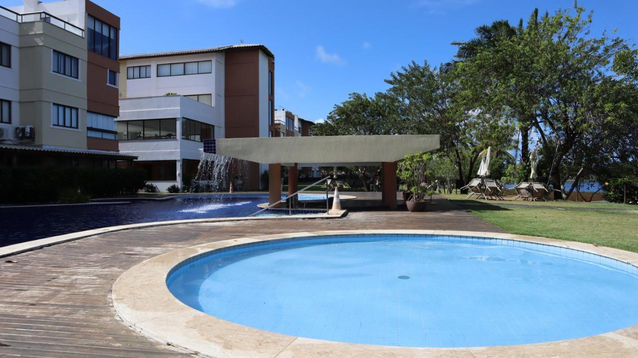 Apartamento espetacular na MELHOR praia da Bahia, GUARAJUBA é uma das únicas praias com selo azul do Brasil -Luxo, lazer, diversão e tranquilidade! Projetado para que você tenha a melhor experiência em hospedagem - Condominio tipo resort, o mais proc Camaçari Exterior foto