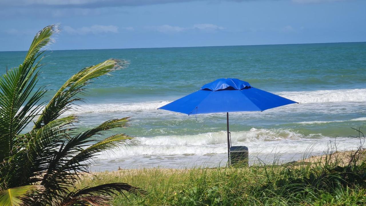 Apartamento espetacular na MELHOR praia da Bahia, GUARAJUBA é uma das únicas praias com selo azul do Brasil -Luxo, lazer, diversão e tranquilidade! Projetado para que você tenha a melhor experiência em hospedagem - Condominio tipo resort, o mais proc Camaçari Exterior foto